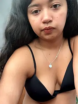 Snapshot of Peach_Girll chatting on 03/03/26, 02:34 Peach Girll online show from 03/03/26, 02:34