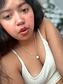 Peach Girll online show from 04/22/26, 02:51