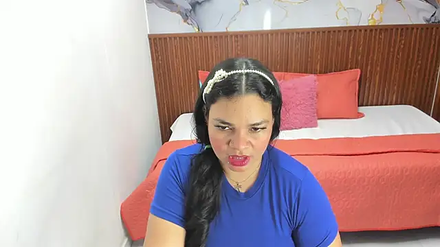 Cloe 35 online show from 11/08/25, 08:07