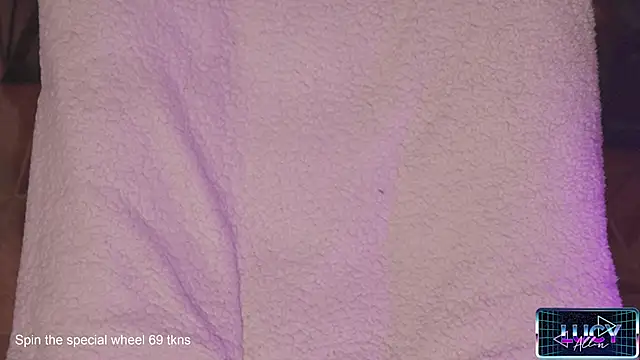 Snapshot of LucyAllenX chatting on 01/27/25, 09:44 LucyAllenX online show from 01/27/25, 09:44