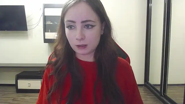 Snapshot of Laralianna chatting on 12/22/24, 06:48 Laralianna online show from 12/22/24, 06:48