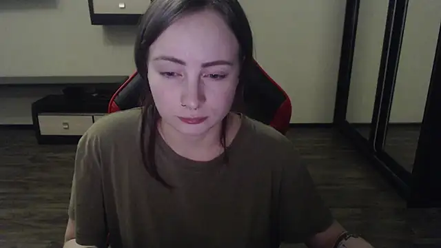 Snapshot of Laralianna chatting on 03/17/25, 03:40 Laralianna online show from 03/17/25, 03:40
