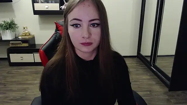Snapshot of Laralianna chatting on 09/16/25, 01:34 Laralianna online show from 09/16/25, 01:34