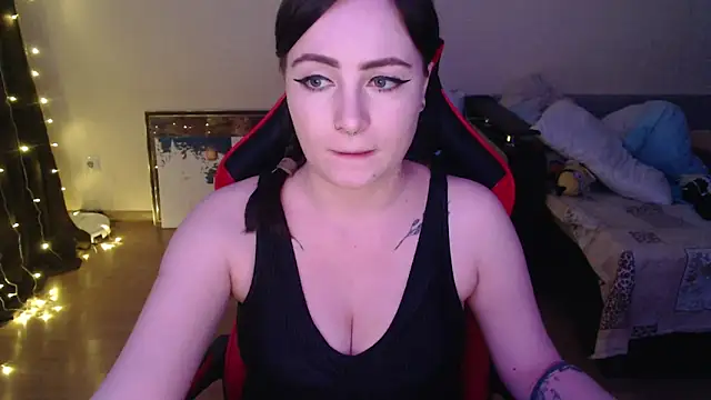 Laralianna online show from 01/08/26, 04:26