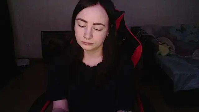 Laralianna online show from 02/05/26, 05:50