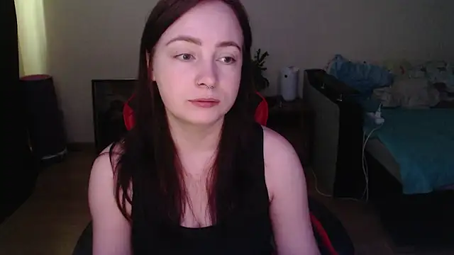 Snapshot of Laralianna chatting on 05/15/26, 09:49 Laralianna online show from 05/15/26, 09:49