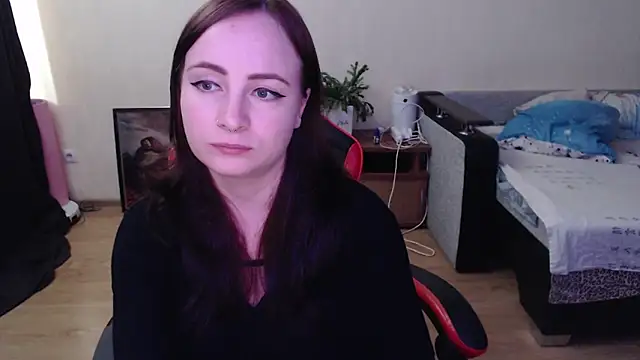 Snapshot of Laralianna chatting on 06/16/26, 10:18 Laralianna online show from 06/16/26, 10:18