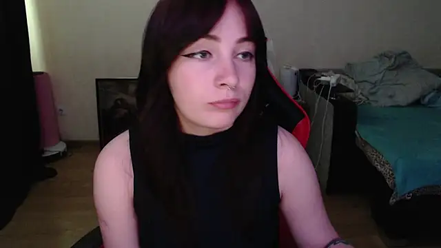 Snapshot of Laralianna chatting on 07/01/26, 06:04 Laralianna online show from 07/01/26, 06:04