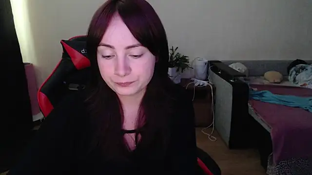 Snapshot of Laralianna chatting on 07/09/26, 06:28 Laralianna online show from 07/09/26, 06:28