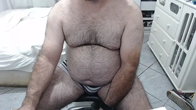 MysterBearMG online show from 11/11/25, 12:10