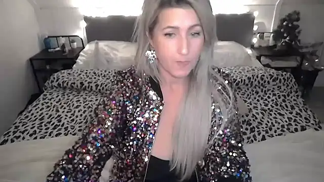 Snapshot of TessToy chatting on 12/17/24, 05:36 TessToy online show from 12/17/24, 05:36
