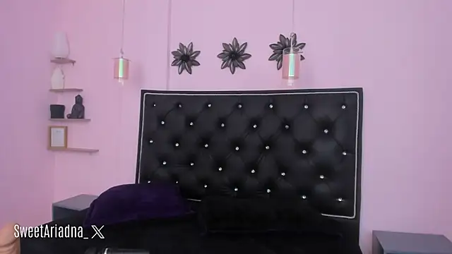 Snapshot of Sweet_Ariadna_ chatting on 01/26/25, 03:14 Sweet Ariadna online show from 01/26/25, 03:14