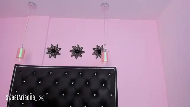 Snapshot of Sweet_Ariadna_ chatting on 02/07/25, 06:13 Sweet Ariadna online show from 02/07/25, 06:13