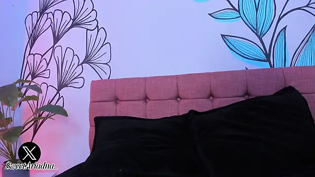 Snapshot of Sweet_Ariadna_ chatting on 03/22/25, 03:42 Sweet Ariadna online show from 03/22/25, 03:42