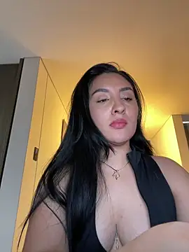 Snapshot of AnushaKumari chatting on 03/16/26, 06:45 AnushaKumari online show from 03/16/26, 06:45