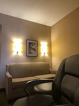 Snapshot of Lexi_Shocker chatting on 03/04/25, 08:05 Lexi Shocker online show from 03/04/25, 08:05