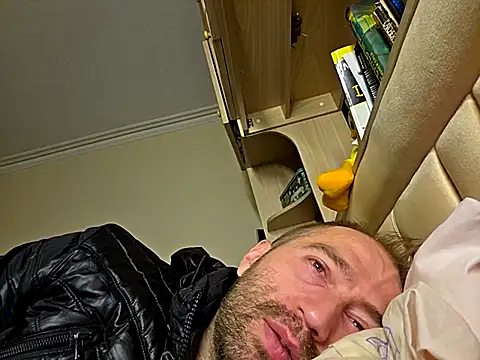 theSmallest-dick online show from 10/18/25, 10:54