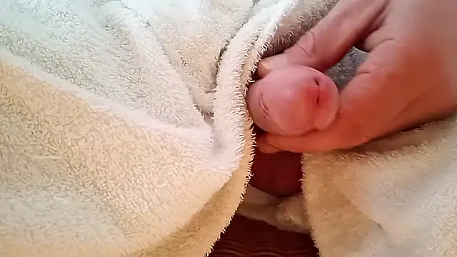 Snapshot of Remstr chatting on 02/17/26, 11:40 Remstr online show from 02/17/26, 11:40