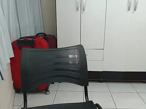 vaholiver online show from 02/12/26, 06:25