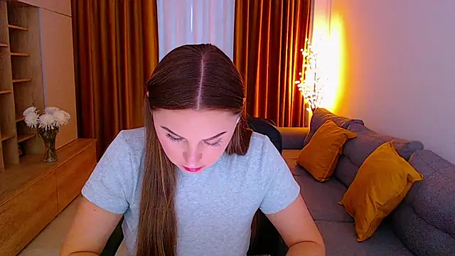  Mia Adams online show from 10/12/25, 06:01