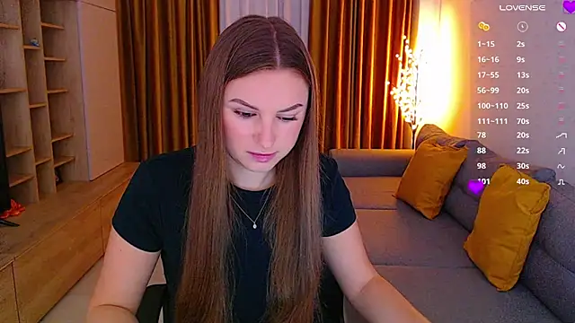  Mia Adams online show from 11/08/25, 07:30