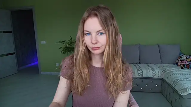 Cuddle Cat online show from 04/22/26, 07:33