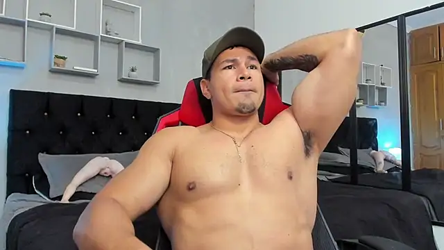 tyler hank01 online show from 02/17/26, 12:12