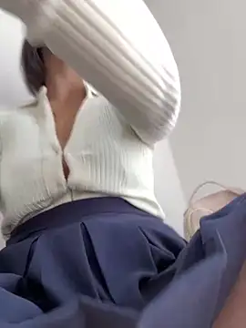 Snapshot of sammbunny chatting on 12/12/24, 03:05 sammbunny online show from 12/12/24, 03:05