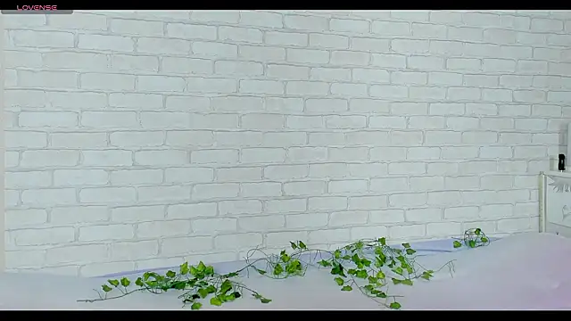 LinaKenny online show from 01/14/26, 02:12