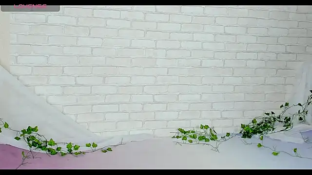 LinaKenny online show from 03/30/26, 06:31