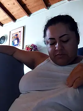 Monseratte21 online show from 10/31/25, 02:51