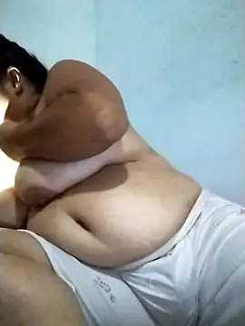 Monseratte21 online show from 04/23/26, 10:47