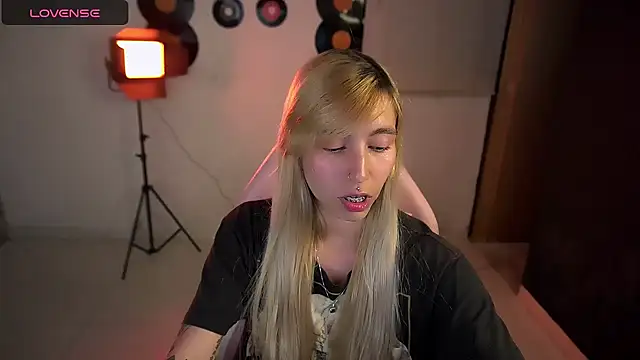 Saucy Jenn online show from 03/29/26, 02:55