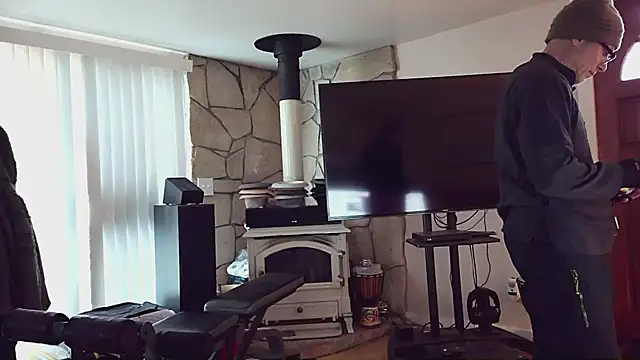 Snapshot of MoonDancer chatting on 02/18/26, 11:22 MoonDancer online show from 02/18/26, 11:22