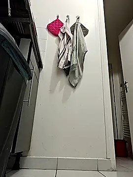 Snapshot of sile2000nou chatting on 03/07/26, 12:51 sile2000nou online show from 03/07/26, 12:51