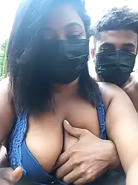 Snapshot of _Cute_ariana_ chatting on 01/19/25, 06:09  Cute ariana  online show from 01/19/25, 06:09