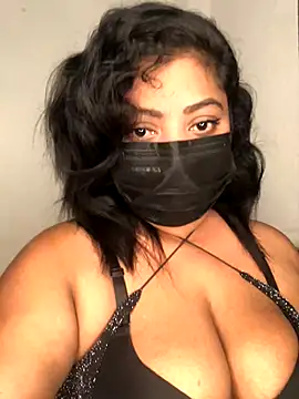 Snapshot of _Cute_ariana_ chatting on 11/27/25, 07:05 Cute ariana online show from 11/27/25, 07:05