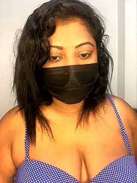 Snapshot of _Cute_ariana_ chatting on 12/18/25, 07:20 Cute ariana online show from 12/18/25, 07:20