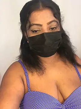 Snapshot of _Cute_ariana_ chatting on 01/17/26, 06:51 Cute ariana online show from 01/17/26, 06:51