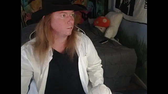 Snapshot of THEFireCrotch chatting on 10/27/25, 09:19 THEFireCrotch online show from 10/27/25, 09:19