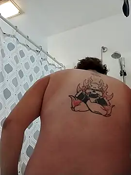 Snapshot of JGRisk chatting on 10/19/25, 12:17 JGRisk online show from 10/19/25, 12:17