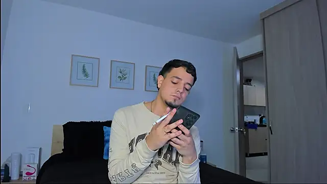 alejandro calderon1 online show from 12/16/25, 03:33