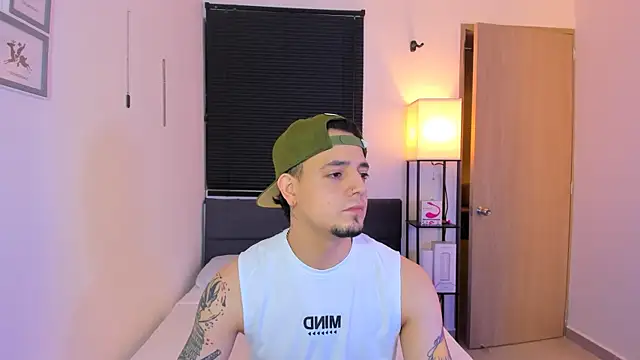 alejandro calderon1 online show from 04/23/26, 06:58