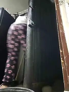 Hannah-grace online show from 12/27/24, 10:34