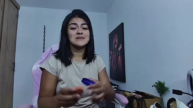 Hannah-grace online show from 04/18/26, 01:37