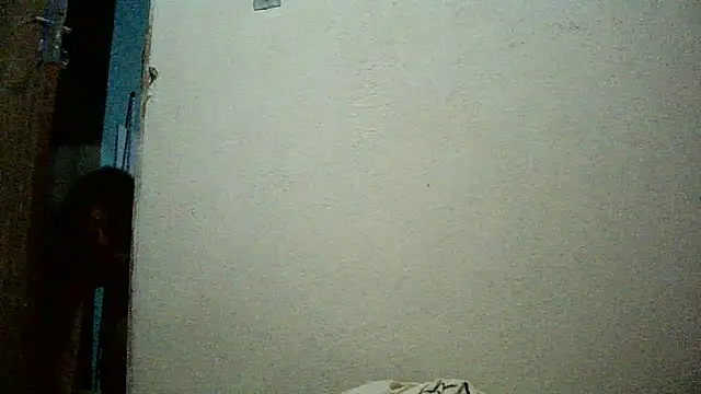 Snapshot of AlexiaDuucan chatting on 01/10/25, 10:36 AlexiaDuucan online show from 01/10/25, 10:36