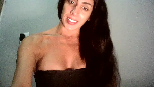 Snapshot of AlexiaDuucan chatting on 01/18/25, 09:02 AlexiaDuucan online show from 01/18/25, 09:02
