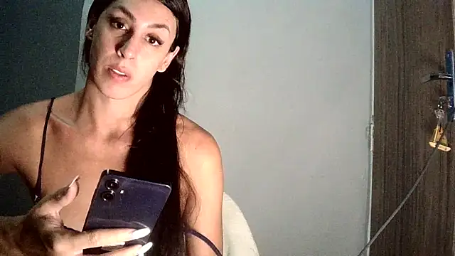 Snapshot of AlexiaDuucan chatting on 09/12/25, 01:22 AlexiaDuucan online show from 09/12/25, 01:22