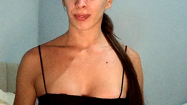 AlexiaDuucan online show from 03/05/26, 02:07