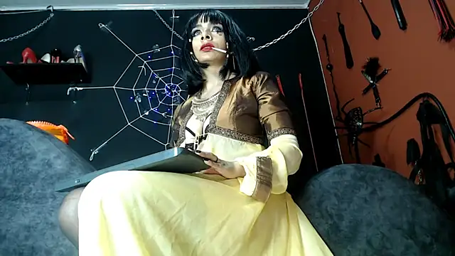 amy-mistress online show from 10/30/25, 10:21